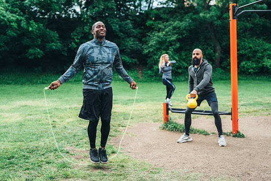 7-Day Park Workout Program for Men (All Muscle Groups)